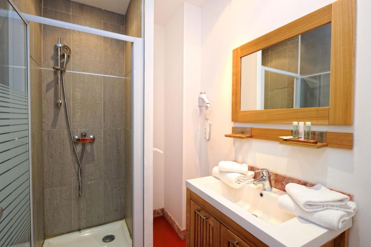 Appartement Du Tourisme Zonza Eksteriør billede